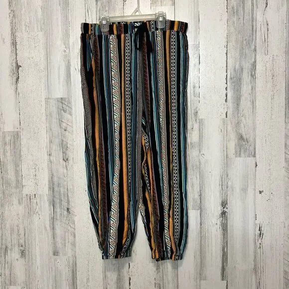 Pants   - Picture 2 of 4